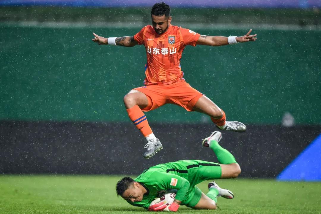 هدف محمد صلاح اليوم مع منتخب مصر